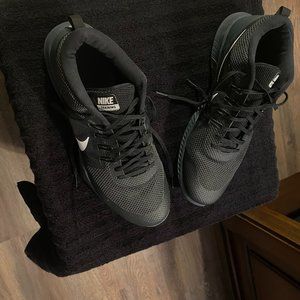 Men size 13 Black Nike Training Sneakers